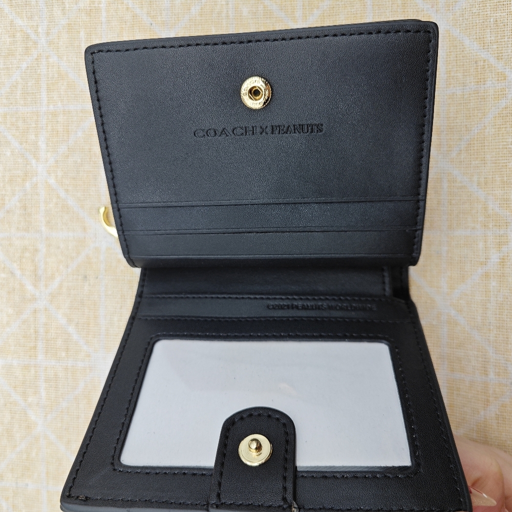 Coach wallet - Picture 2 of 6